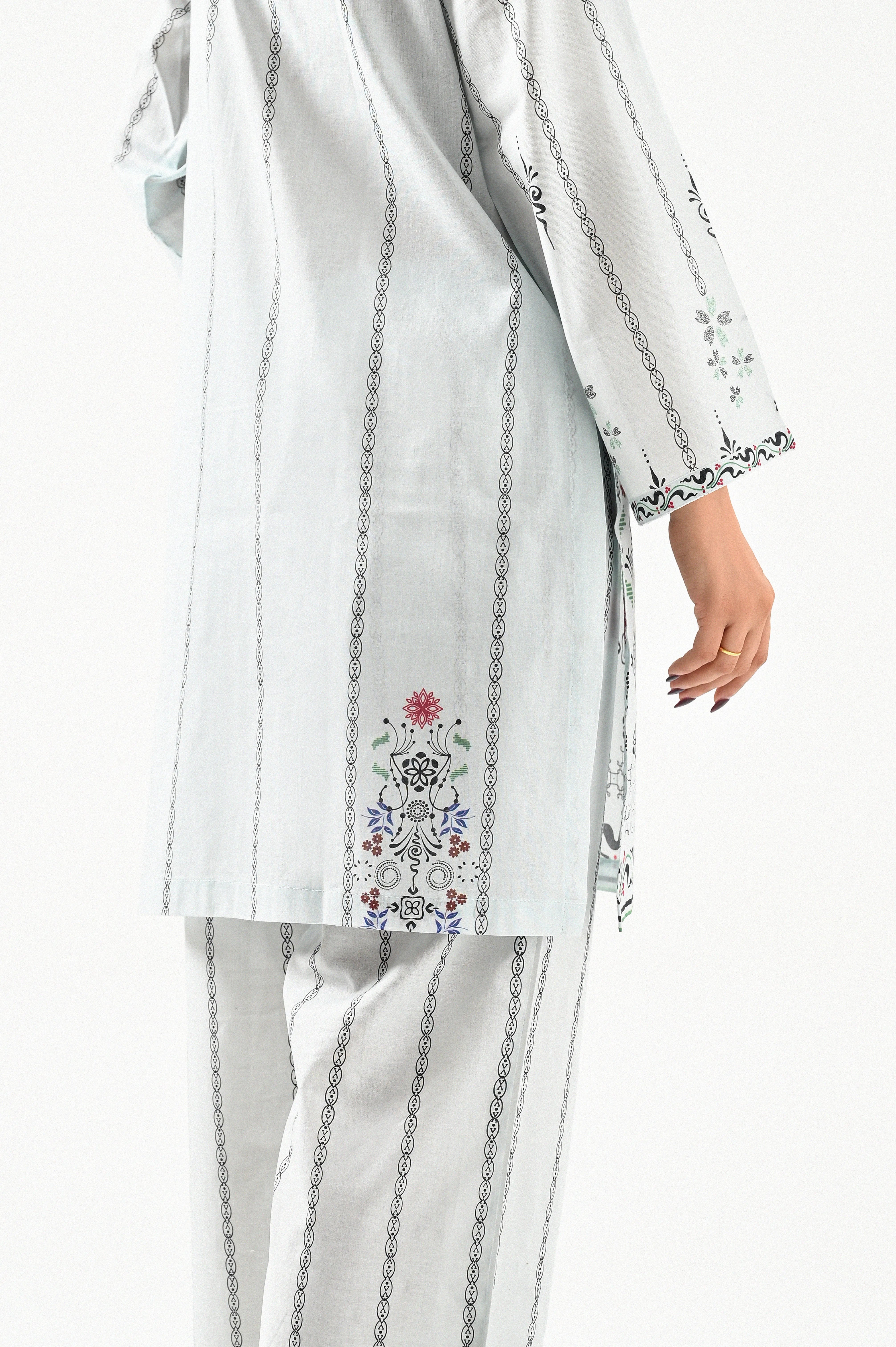 Ornate Ivory Printed 2pcs